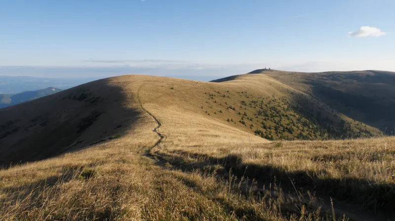 Krížna, Ostredok und die märchenhafte Sennhütte unter dem Suchý vrch