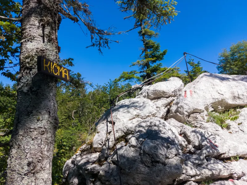 Mali Princ - a trail through a limestone maze